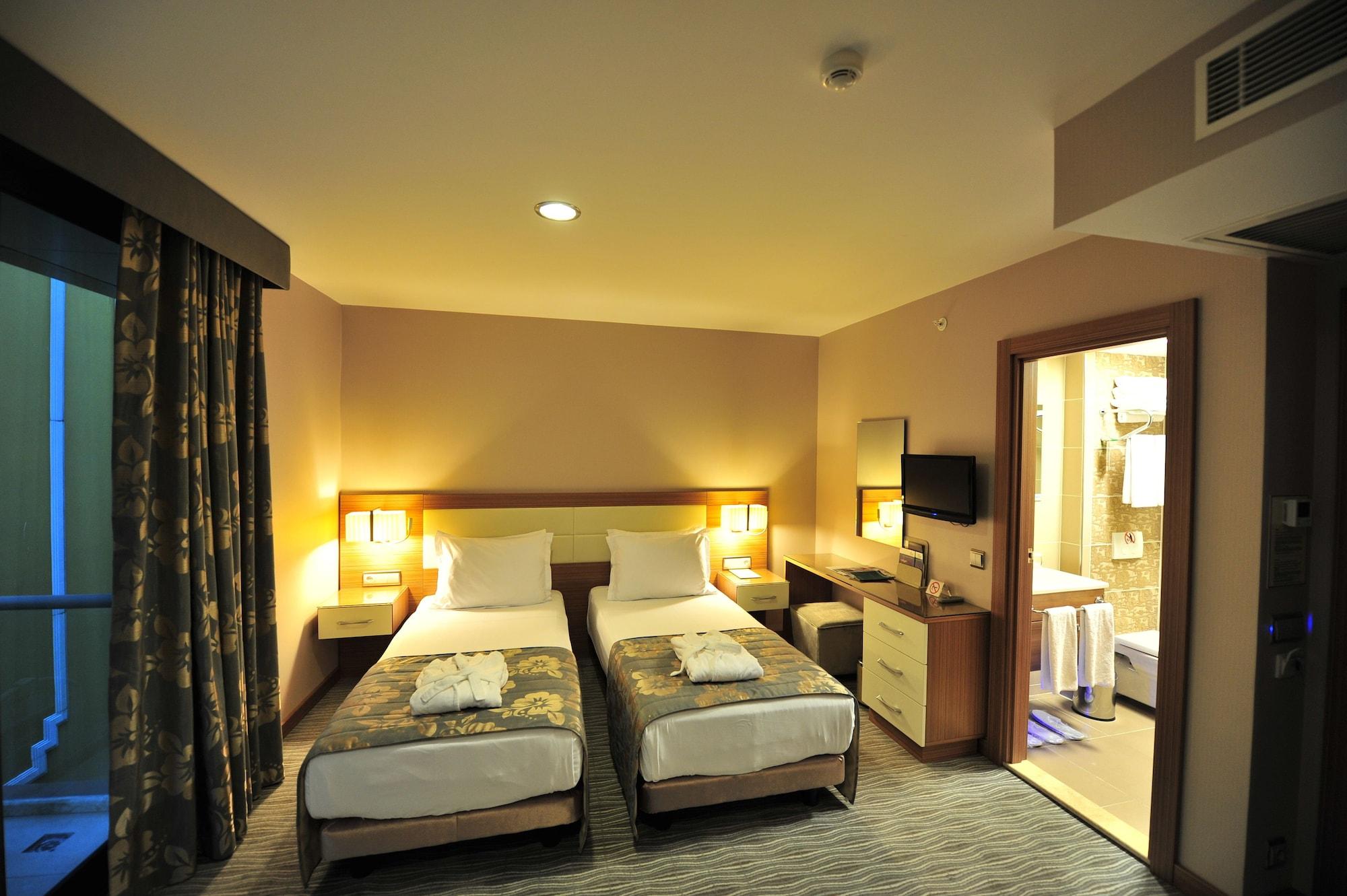 איסטמבול Yasmak Comfort Hotel מראה חיצוני תמונה